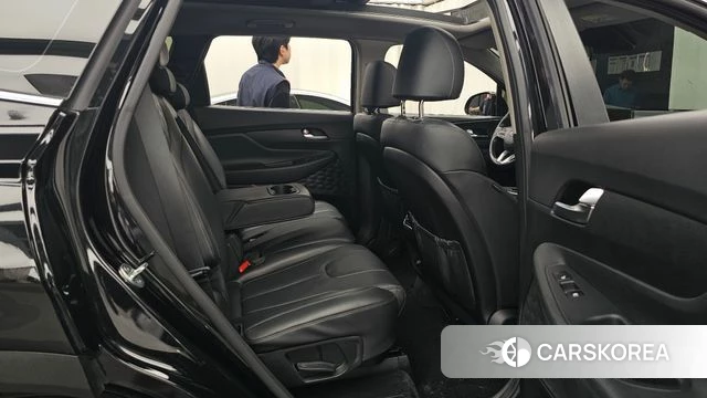 Hyundai The New Santa Fe 2021 Черный из Кореи, фото 3