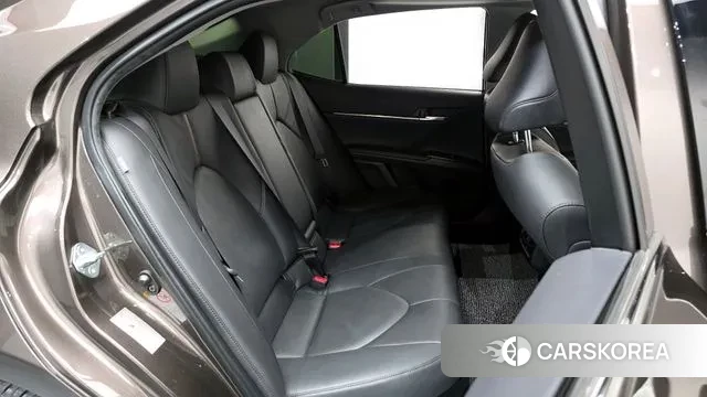 Toyota Camry (XV70) 2018 Коричневый из Кореи, фото 3