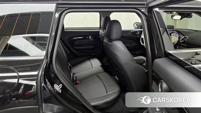 Mini Cooper Clubman 2022 Черный из Кореи, фото 3