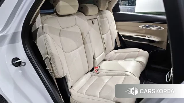 Genesis GV70 2023 Белый из Кореи, фото 3