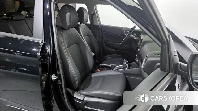 Hyundai Venue 2022 Черный из Кореи, фото 3