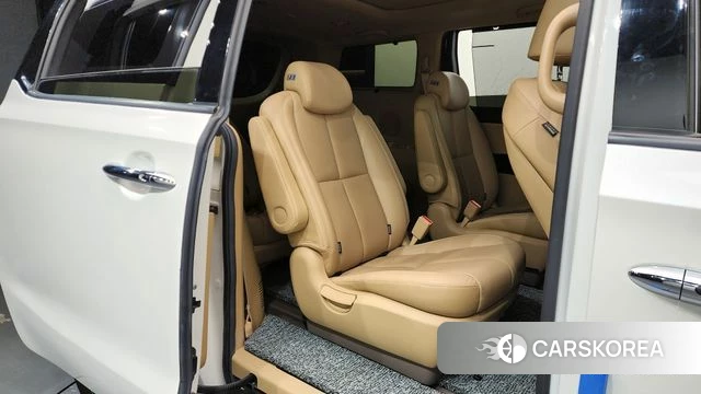 Kia The New Carnival 2019 Белый из Кореи, фото 3