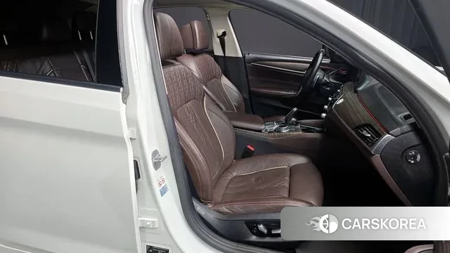 BMW 5 Series (G30) 2020 Белый из Кореи, фото 3