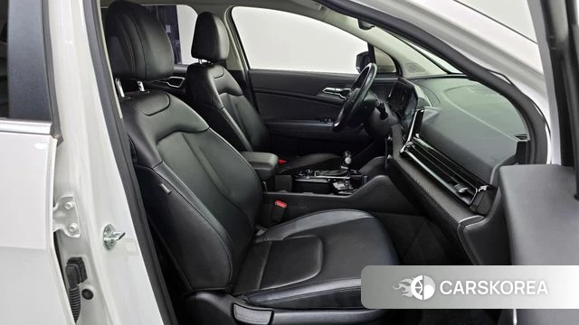Kia Sportage 5th Generation 2021 Белый из Кореи, фото 3