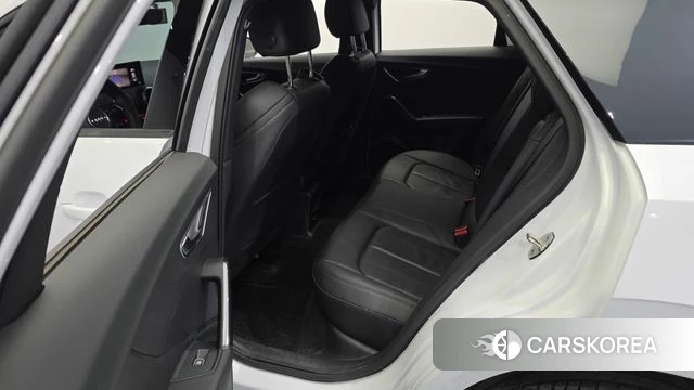 Audi Q2 2023 Белый из Кореи, фото 3