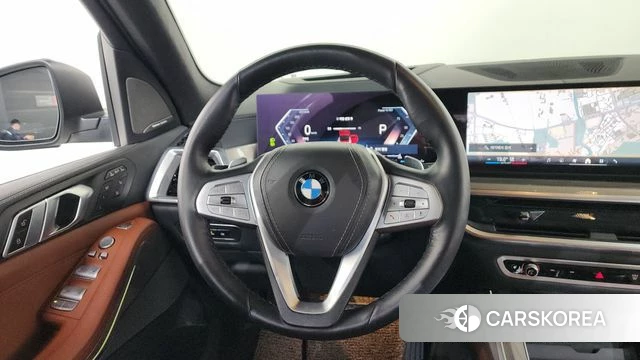 BMW X7 (G07) 2024 Белый из Кореи, фото 3