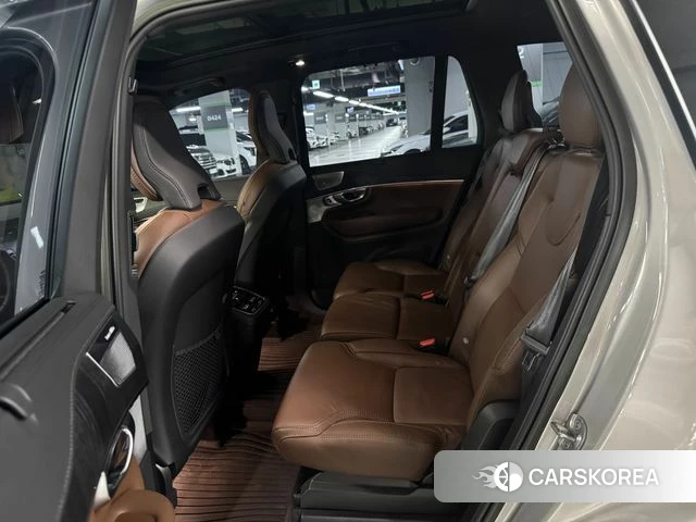 Volvo XC90 second Generation 2023 Серебряный из Кореи, фото 3