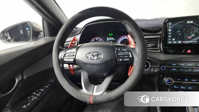 Hyundai Veloster (JS) 2018 Серебряный из Кореи, фото 3