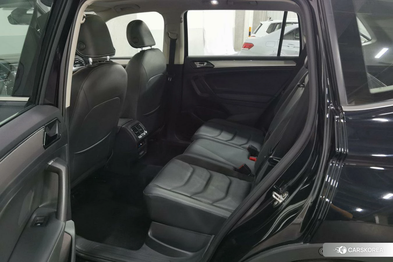 Volkswagen Tiguan L 2020 Черный из Китая, фото 3