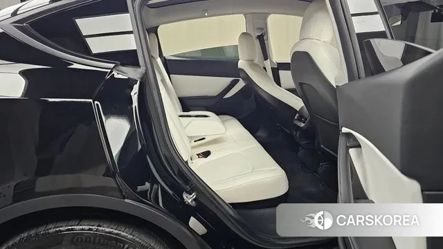 Tesla Model Y 2021 Черный из Кореи, фото 3