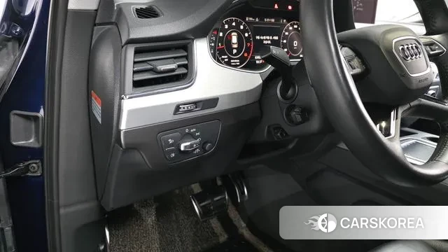 Audi Q7 (4M) 2019 Синий из Кореи, фото 3