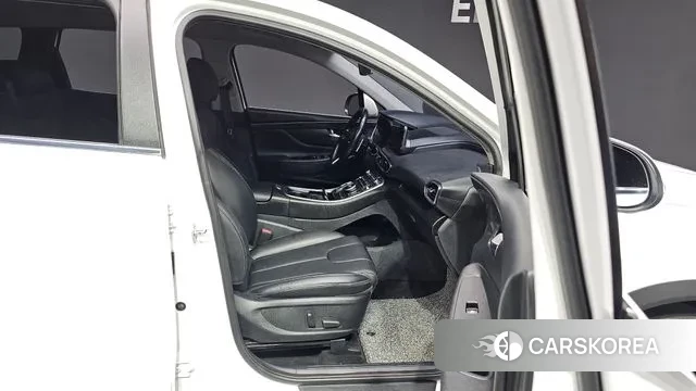 Hyundai The New Santa Fe 2021 Белый из Кореи, фото 3