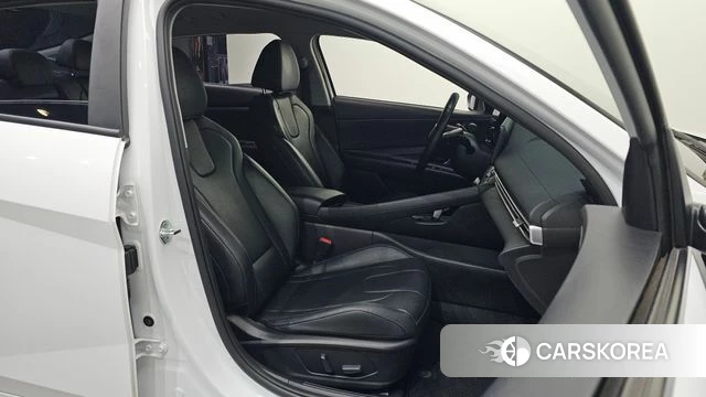 Hyundai Avante (CN7) 2022 Белый из Кореи, фото 3