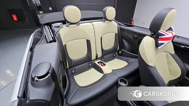 Mini Cooper S Convertible 2023 Белый из Кореи, фото 3