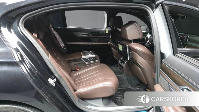 BMW 7 Series (G11) 2021 Черный из Кореи, фото 3