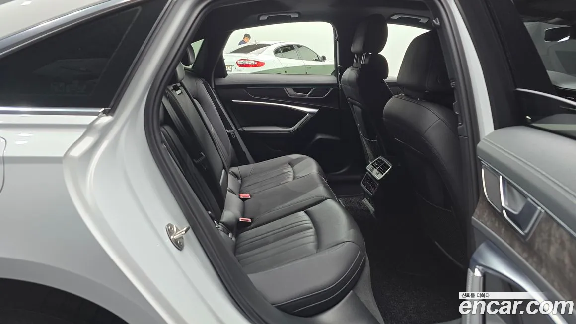 Audi A6 (C8) id 1939894 из Кореи 3