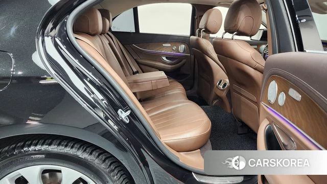 Mercedes-Benz E-Class W213 2019 Черный из Кореи, фото 3