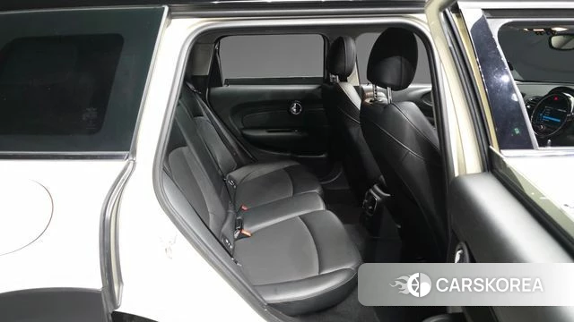 Mini Cooper Clubman 2018 Жемчужный цвет из Кореи, фото 3