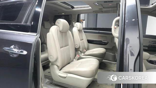 Kia The New Carnival 2018 Серый из Кореи, фото 3