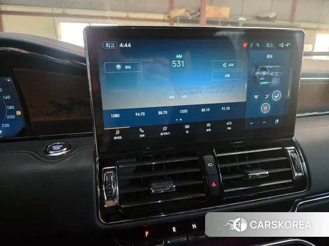 Lincoln Navigator 4th generation 2023 Черный из Кореи, фото 3