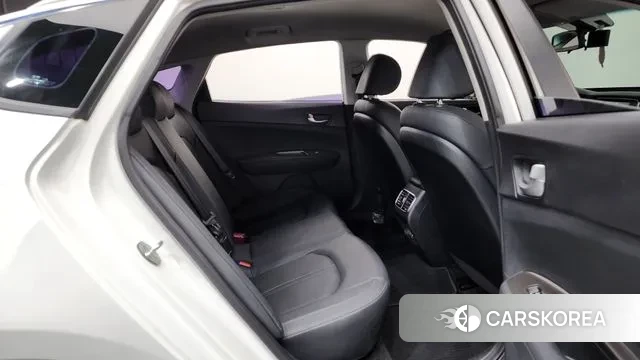 Kia The New K5 2nd generation 2018 Белый из Кореи, фото 3