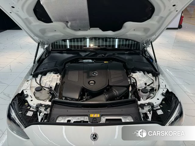 Mercedes-Benz Class C 2024 Белый из Китая, фото 3