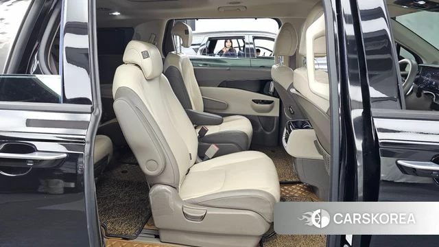 Kia Carnival 4th generation 2022 Черный из Кореи, фото 3