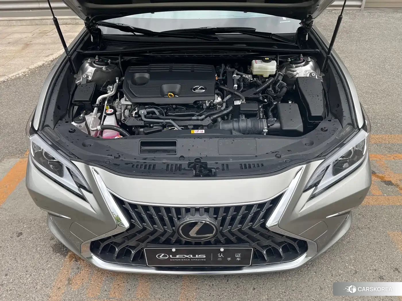 Lexus ES 2023 Silver/gray из Китая, фото 3