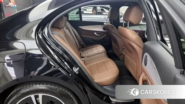 Mercedes-Benz E-Class W213 2020 Черный из Кореи, фото 3