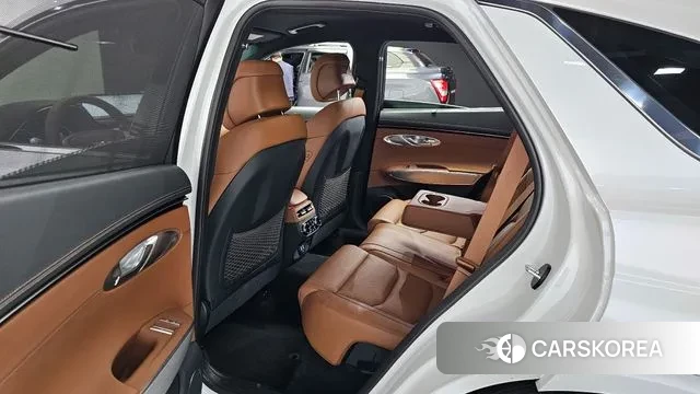 Genesis GV70 2023 Белый из Кореи, фото 3