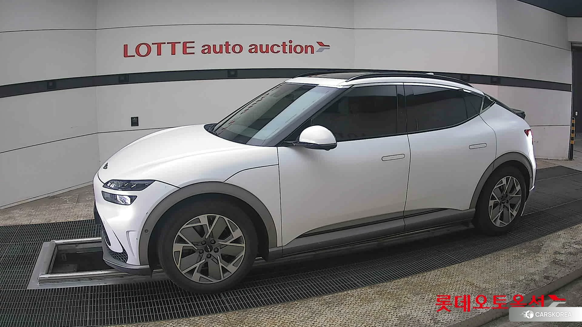 Hyundai GV60 2022 Matterhorn White (matte) из Кореи, фото 3