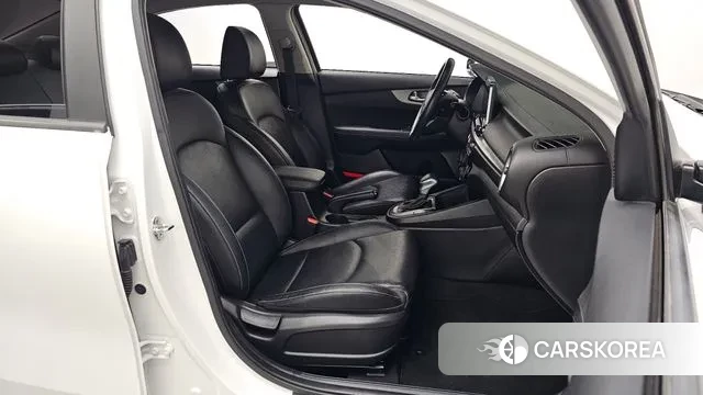 Kia Come New K3 2020 Белый из Кореи, фото 3