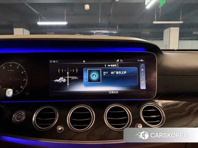 Mercedes-Benz E-class 2018 Белый из Китая, фото 3