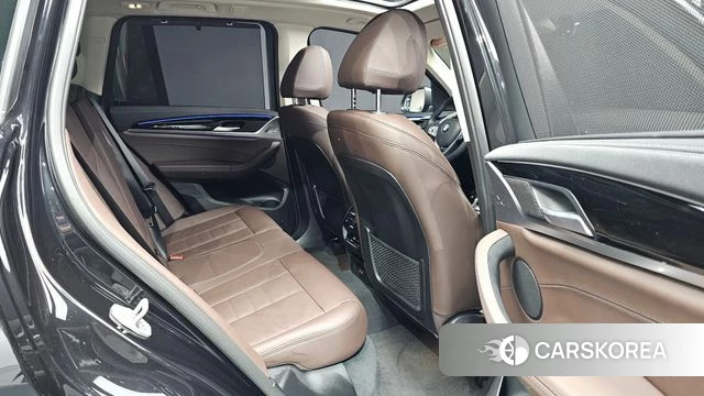 BMW X3 (G01) 2022 Черный из Кореи, фото 3