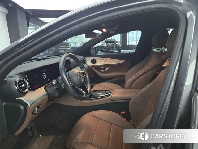 Mercedes-Benz E-Class W213 2020 Серый из Кореи, фото 3