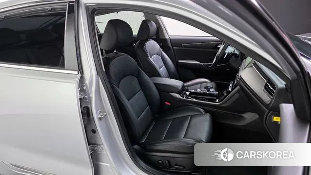 Kia K7 Premier 2020 Серебряный из Кореи, фото 3