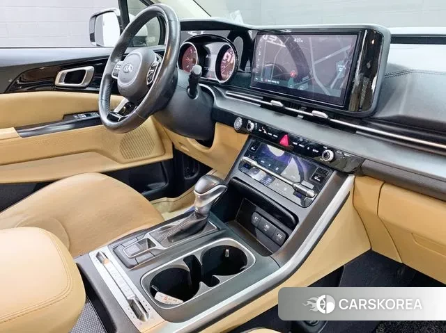 Kia Carnival 4th generation 2021 Жемчужный цвет из Кореи, фото 3