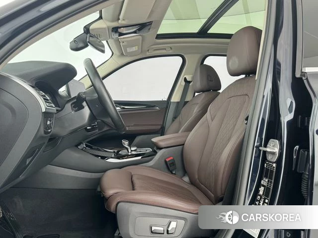 BMW X3 2023 Черный из Китая, фото 3