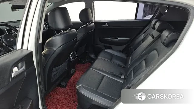 Kia Sportage 4th Generation 2018 Белый из Кореи, фото 3