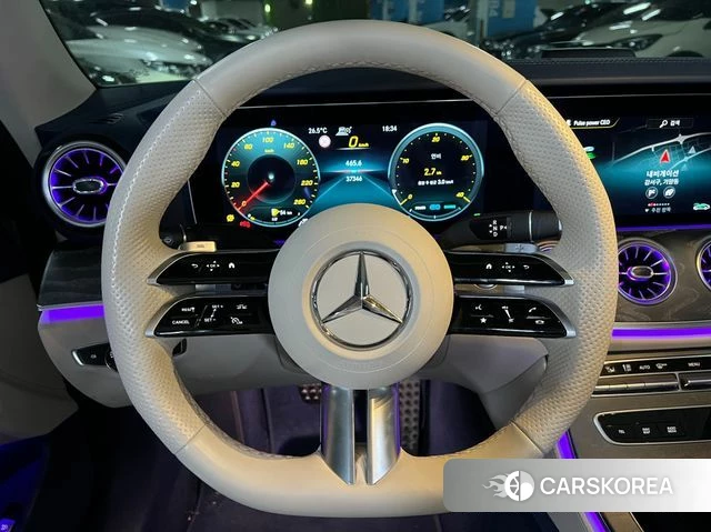 Mercedes-Benz E-Class W213 2023 Белый из Кореи, фото 3