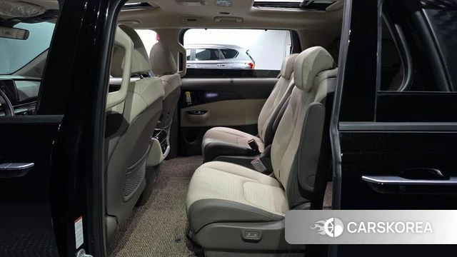 Kia Carnival 4th generation 2023 Черный из Кореи, фото 3