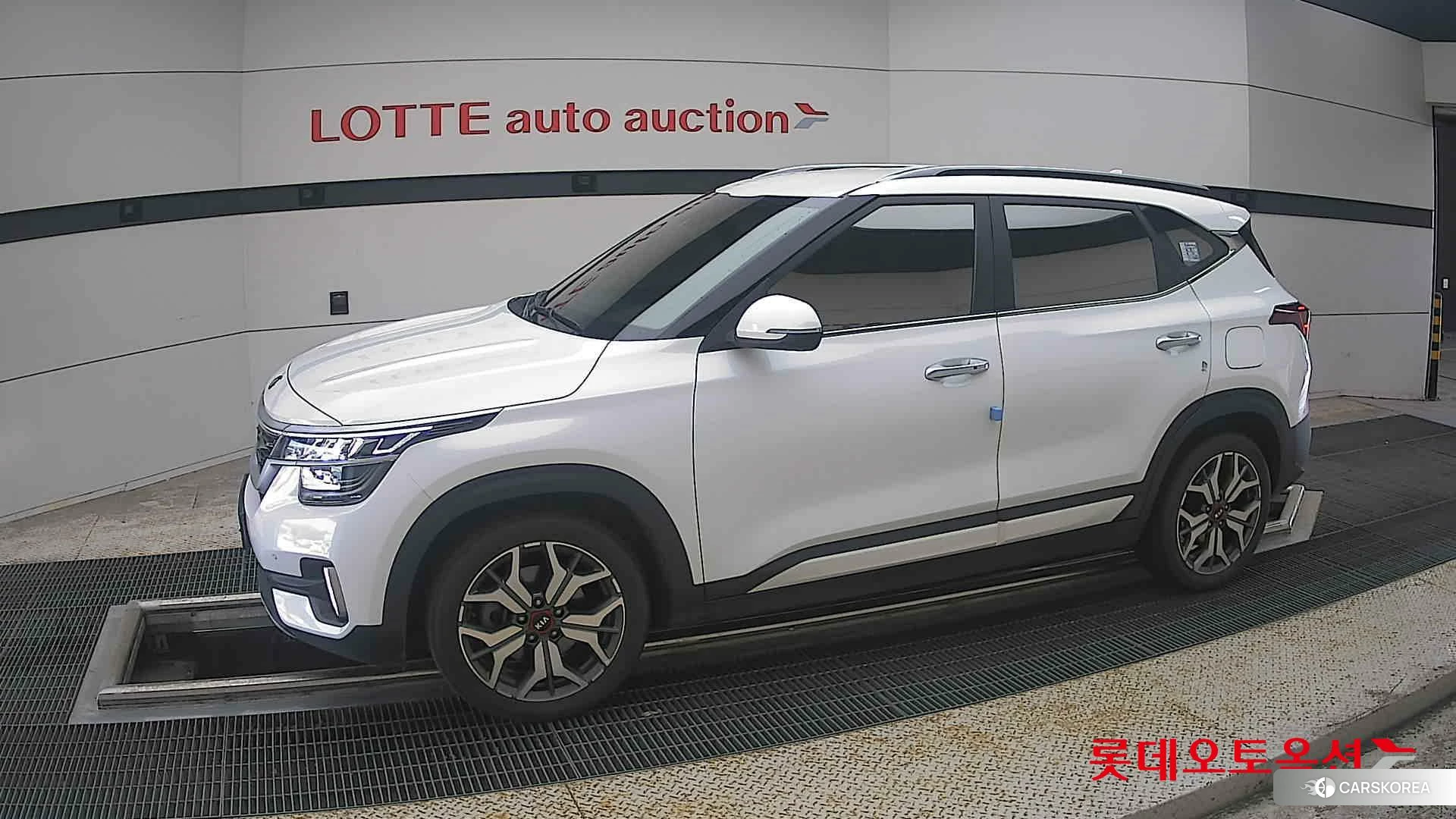 Kia Seltos 2021 Белый из Кореи, фото 3