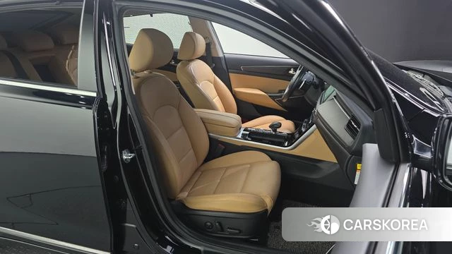 Kia K7 Premier Hybrid 2021 Черный из Кореи, фото 3