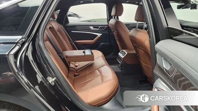 Audi A6 (C8) 2019 Черный из Кореи, фото 3