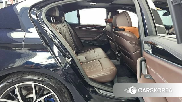 BMW 5 Series (G30) 2022 Черный из Кореи, фото 3