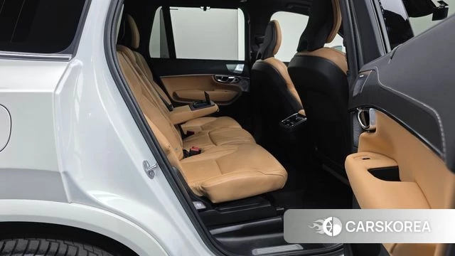 Volvo XC90 second Generation 2022 Белый из Кореи, фото 3