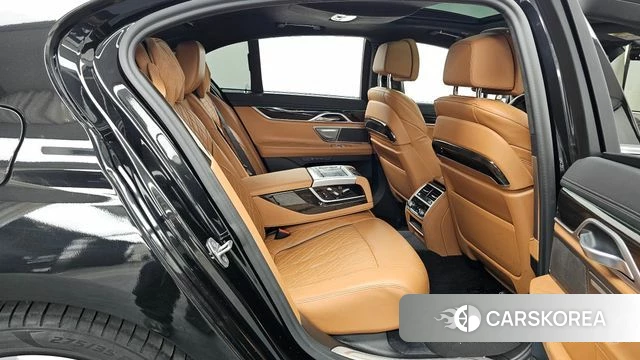 BMW 7 Series (G11) 2021 Черный из Кореи, фото 3