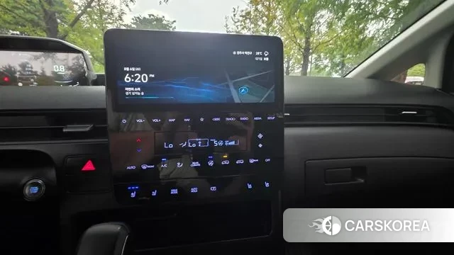 Hyundai Staria 2023 Серебряный из Кореи, фото 3