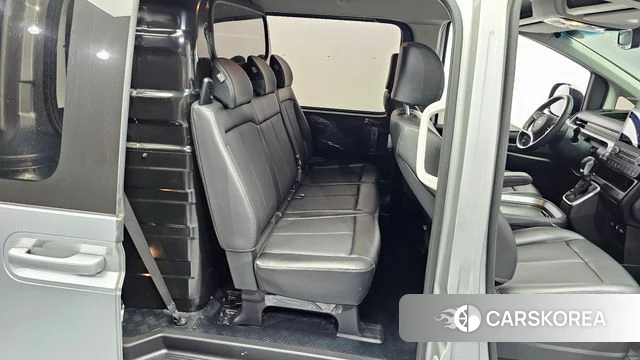 Hyundai Staria 2022 Серебряный из Кореи, фото 3