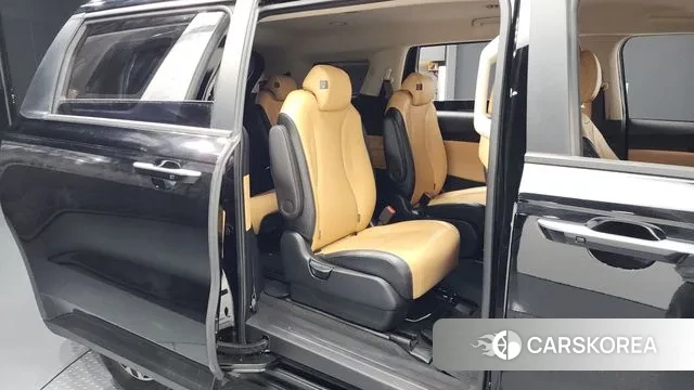 Kia Carnival 4th generation 2021 Черный из Кореи, фото 3